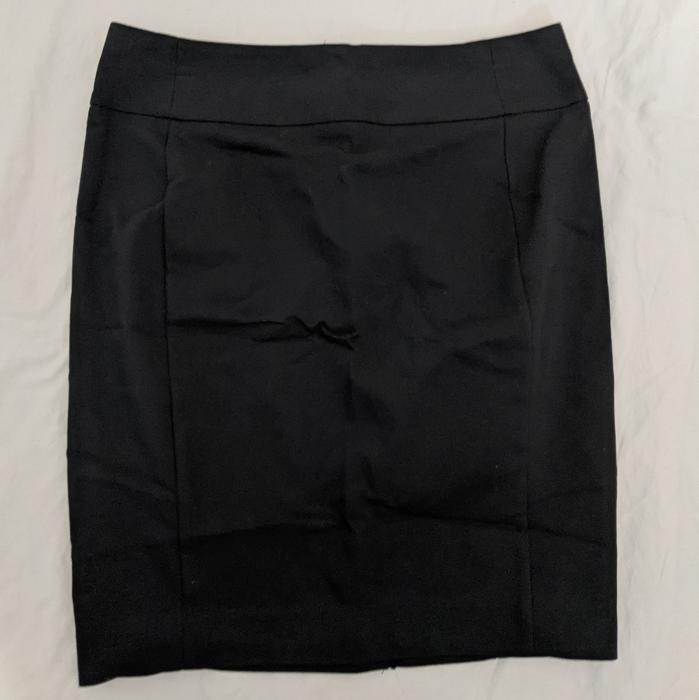 Black pencil skirt